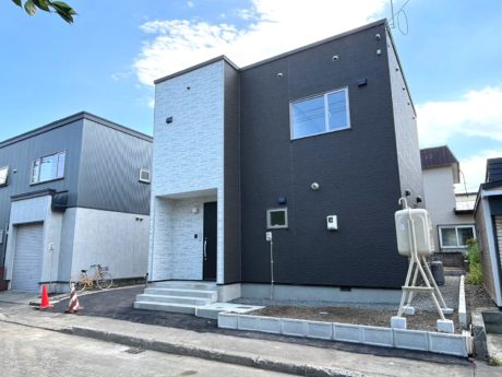 売中古戸建（江別市牧場町）- リノベーション住宅 –